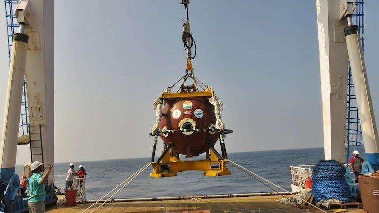 ஆழ்கடல் டூ அமைதியான விண்வெளி வரை! அமெரிக்கா, சீனா 